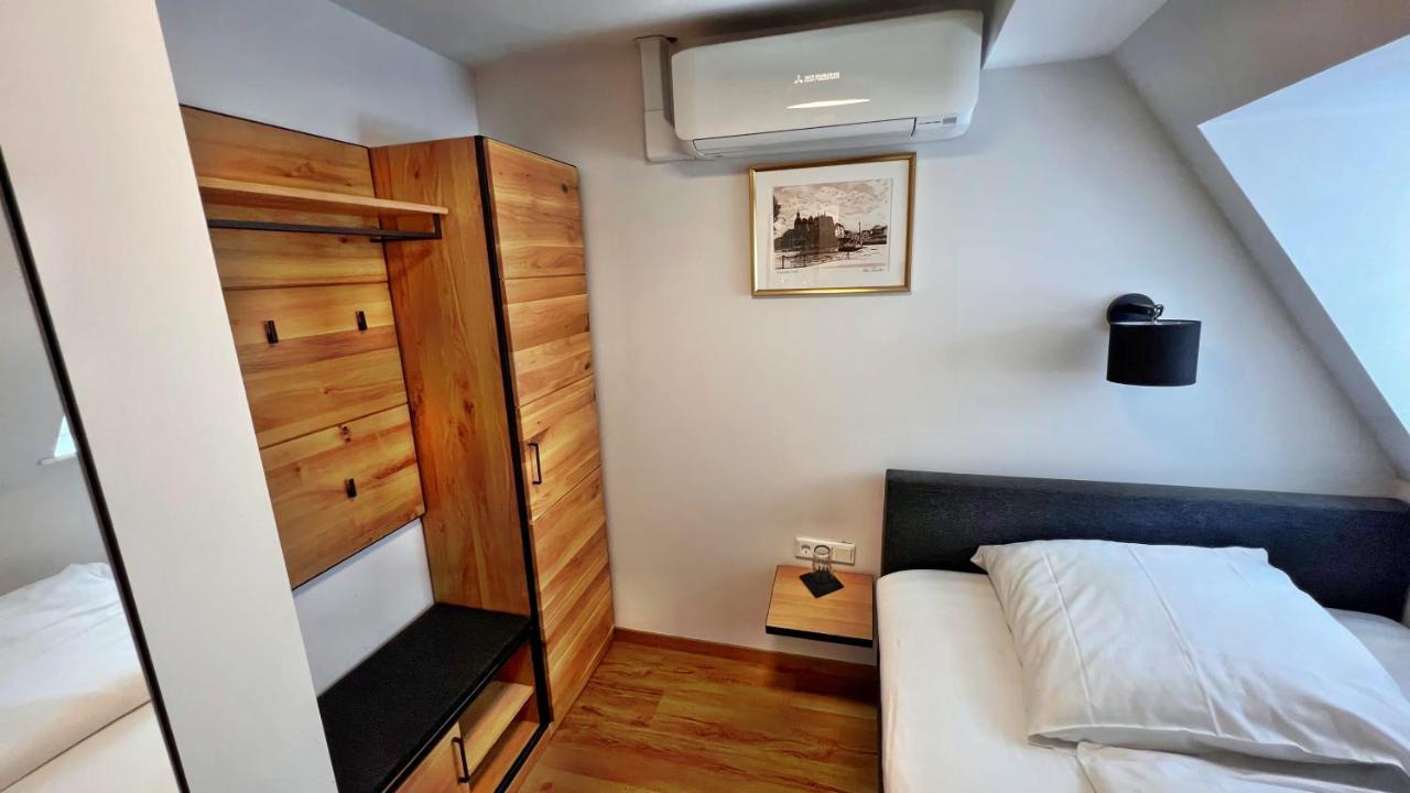 Hotel Zu Den Drei Kronen Seligenstadt Luaran gambar