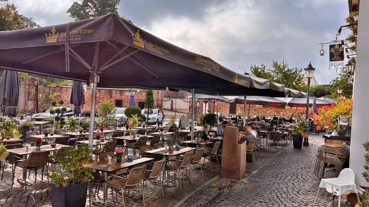 Hotel Zu Den Drei Kronen Seligenstadt Luaran gambar